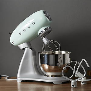 High-End Kitchen Appliances for Baking Enthusiasts 2