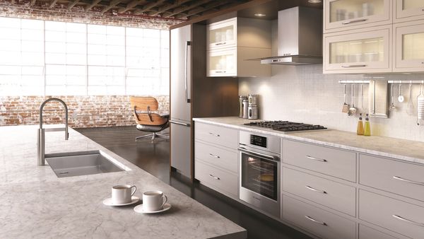 Open Modern Kitchen with Island 